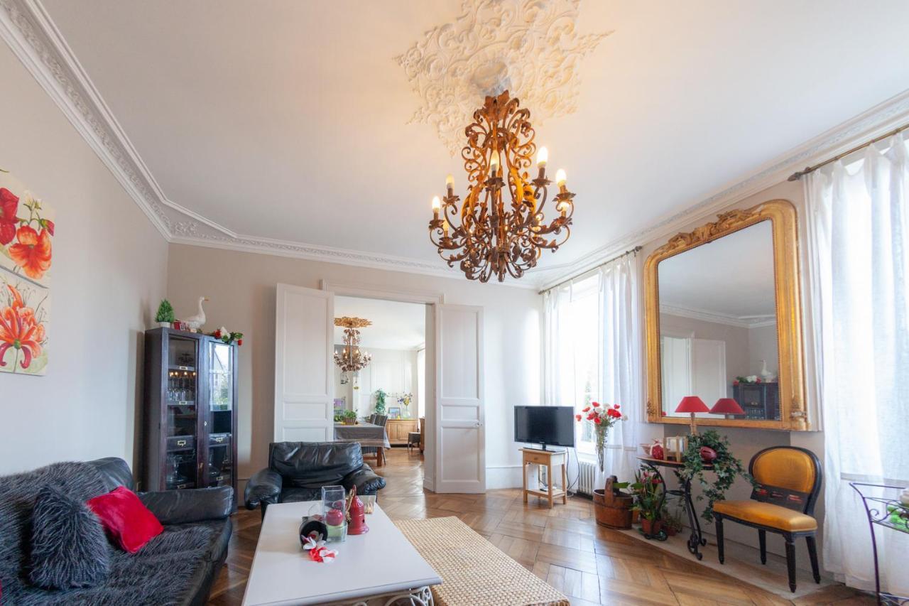 Le Jardin Des Lys Bed & Breakfast Gemmelaincourt Dış mekan fotoğraf
